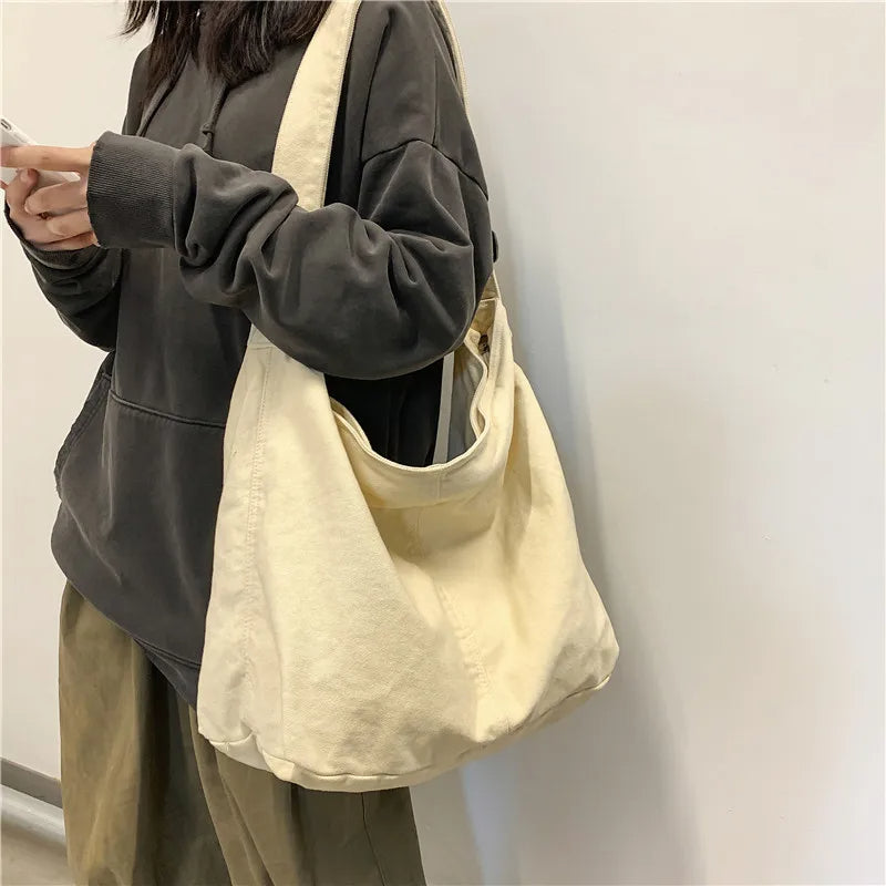 Canvas Travel Hobo Bag