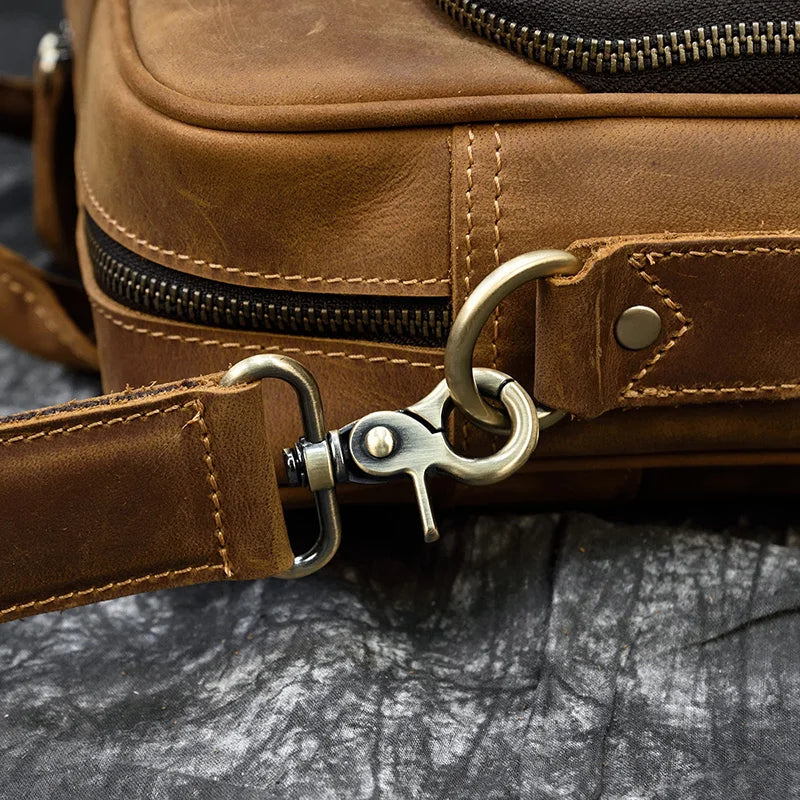 Men's Tote Leather Briefcase details - stripe mount closeup