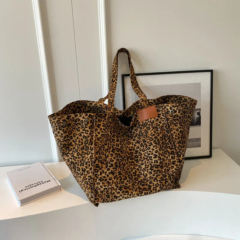 Trendy Women's Leopard Tote Bag brown