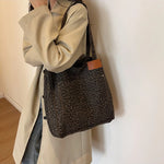 Trendy Women's Leopard Tote Bag gray 4